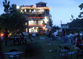 Hotel Centre Point Resorts Palampur